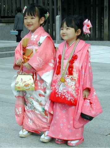 Китайская национальная одежда женщин - фото flickr.com
